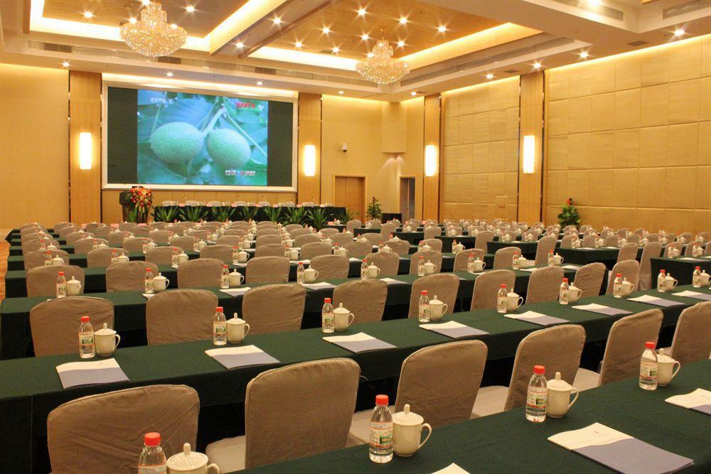 New Cozy Harbour Hotel Nanning Exterior photo